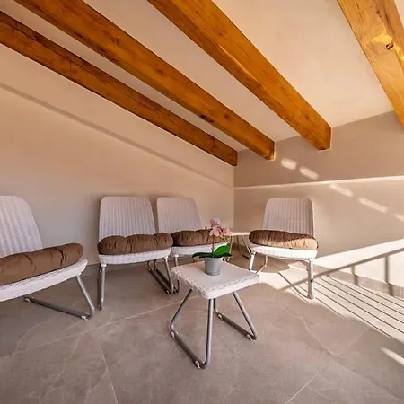 Townhouse Teluo - In The Heart Of