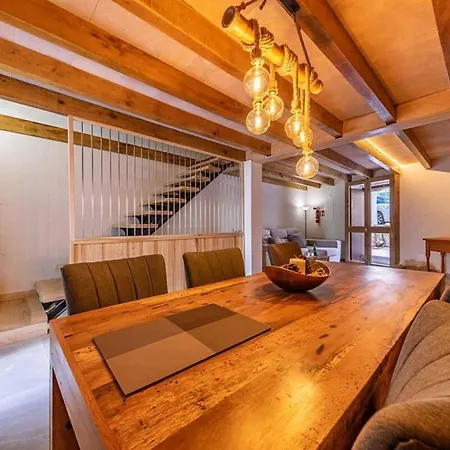 Vakantiehuis Townhouse Teluo - In The Heart Of *